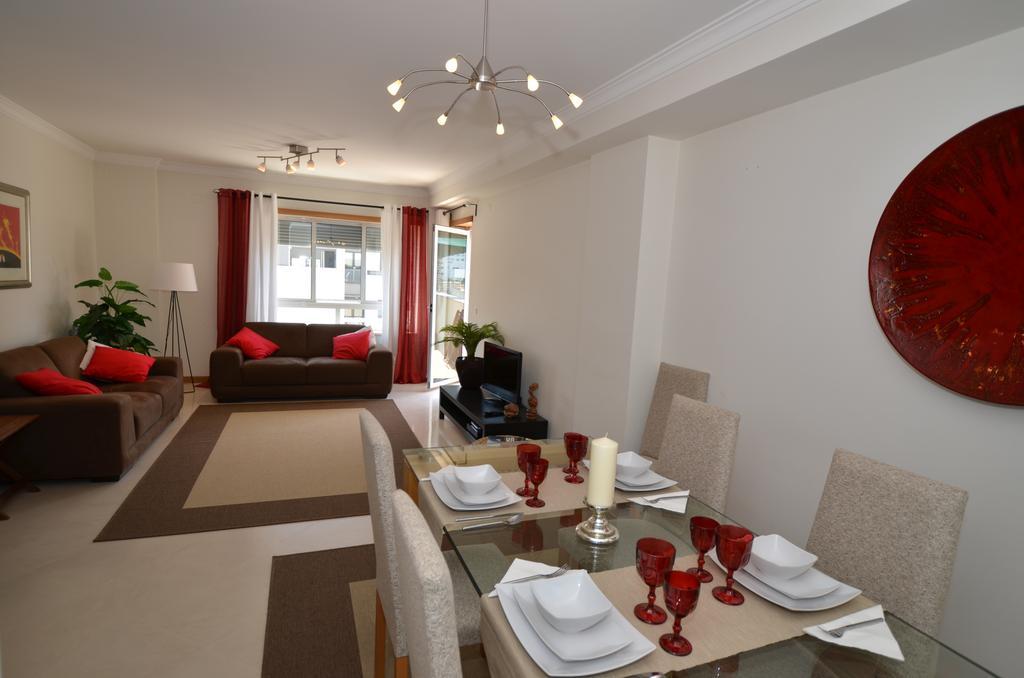 Expo Marina Lis Apartment Lisbon Room photo