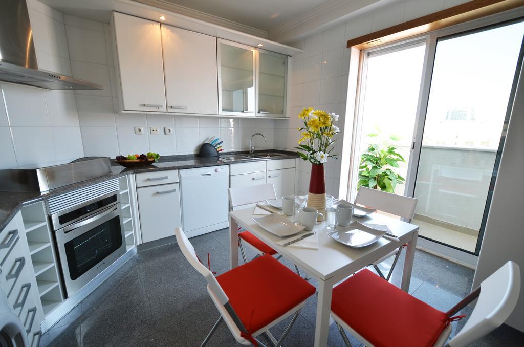 Expo Marina Lis Apartment Lisbon Room photo